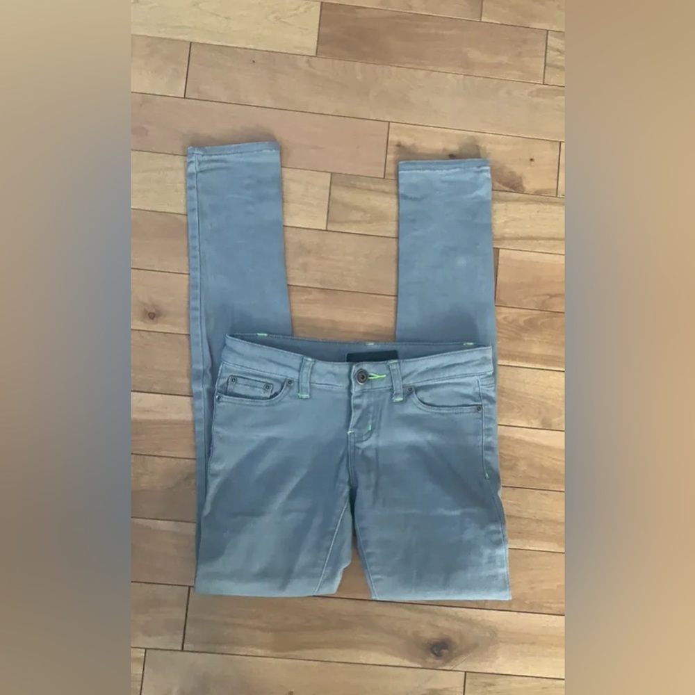 Skinny jeans